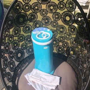 Ubbi diaper pail and reusable liner